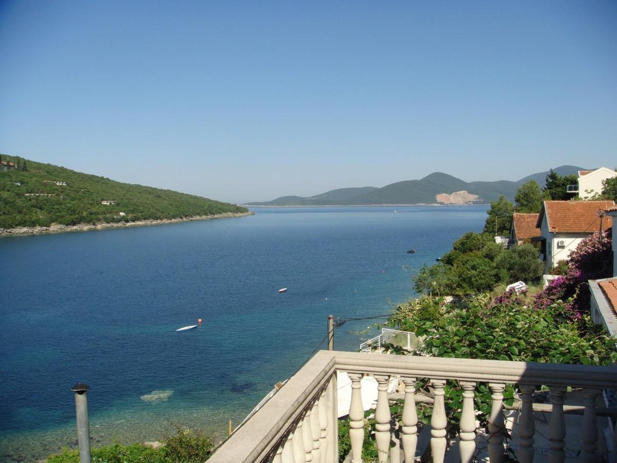 Apartments Grispolis Tivat Buitenkant foto