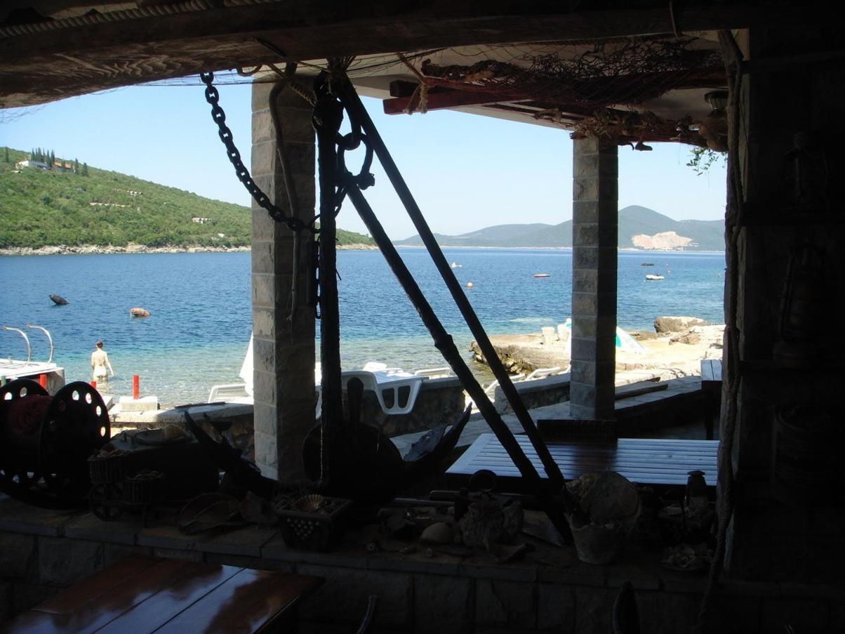 Apartments Grispolis Tivat Buitenkant foto