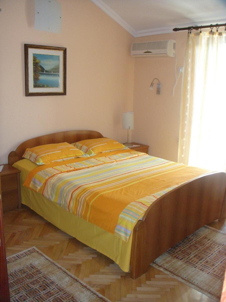 Apartments Grispolis Tivat Buitenkant foto