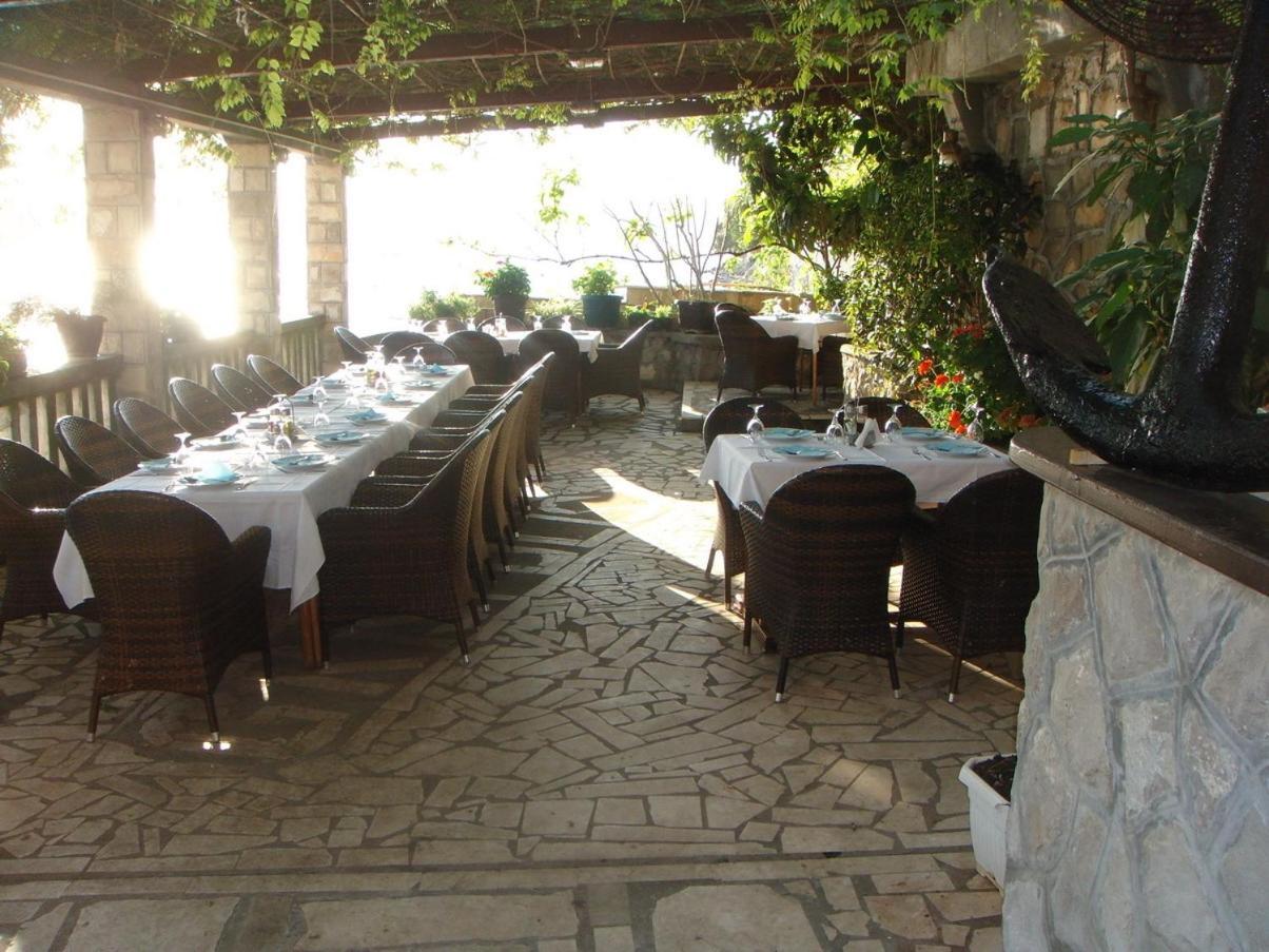 Apartments Grispolis Tivat Buitenkant foto