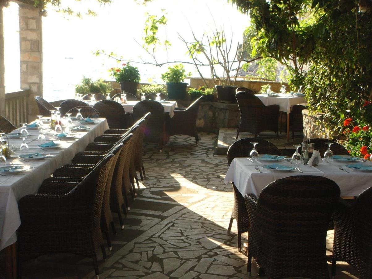 Apartments Grispolis Tivat Buitenkant foto