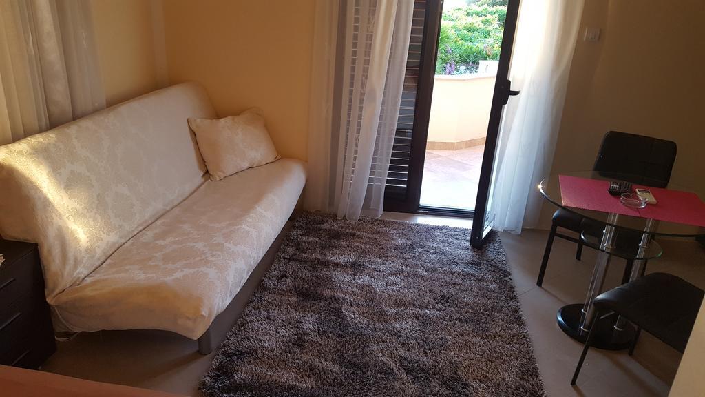 Apartments Grispolis Tivat Buitenkant foto