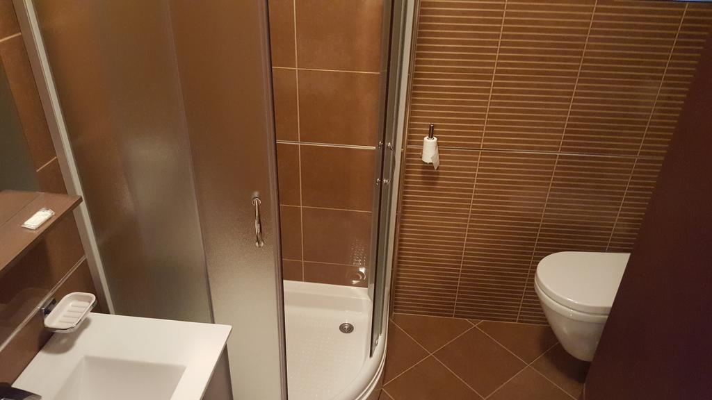 Apartments Grispolis Tivat Buitenkant foto