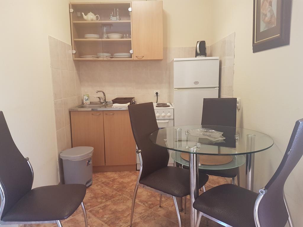 Apartments Grispolis Tivat Buitenkant foto